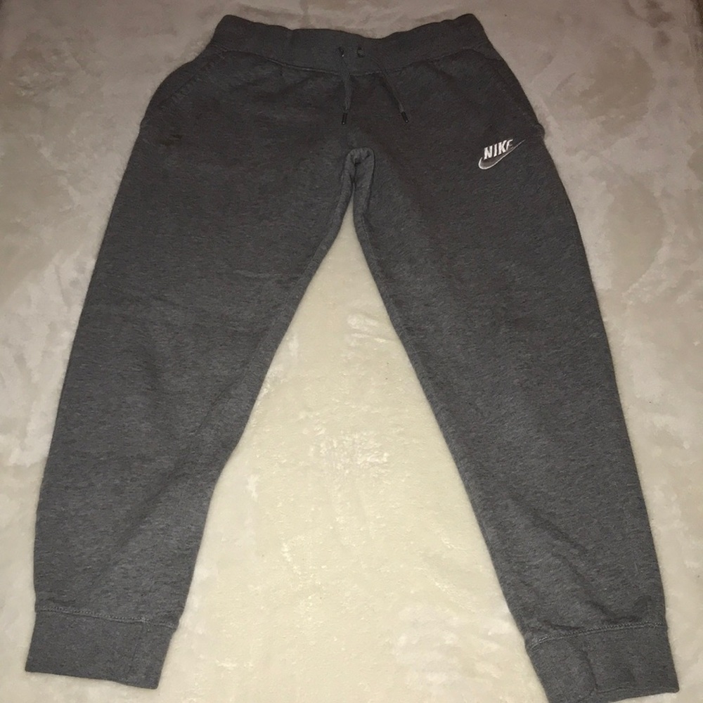 Nike Girls Jogger Sweatpants, Size L, Gray